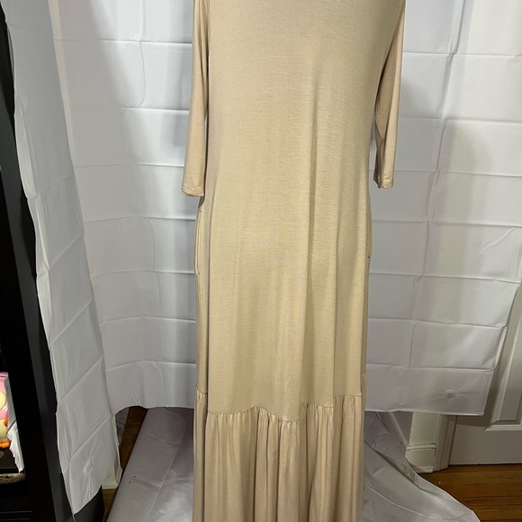 Annabelle USA ruffle hem midi dress - Picture 4 of 5